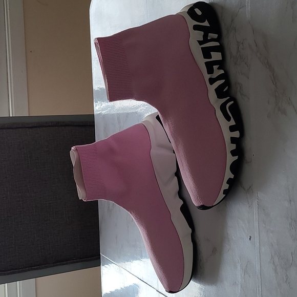 Balenciaga Logo Pink Track Sneakers - Picture 3 of 8